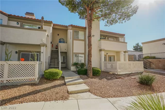 MLS: 2449462 Condo For Sale