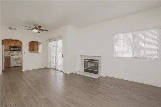 Photo #6: 2449462 Listing 