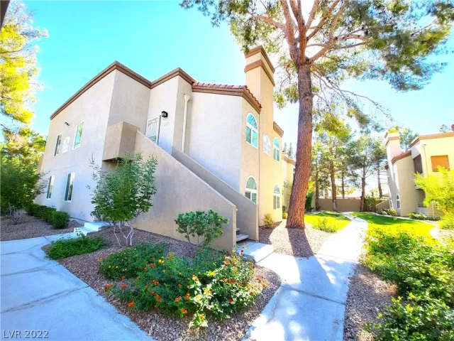 MLS: 2449509 Condo For Sale