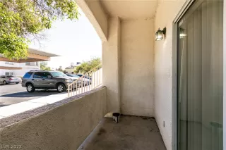 Photo #4: 2449585 Listing