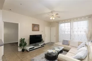 Photo #1: 2449598 Listing 