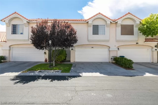 MLS: 2449609 Condo For Sale
