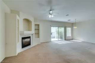 Photo #4: 2449609 Listing 