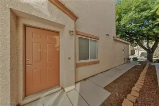 Photo #2: 2449670 Listing 