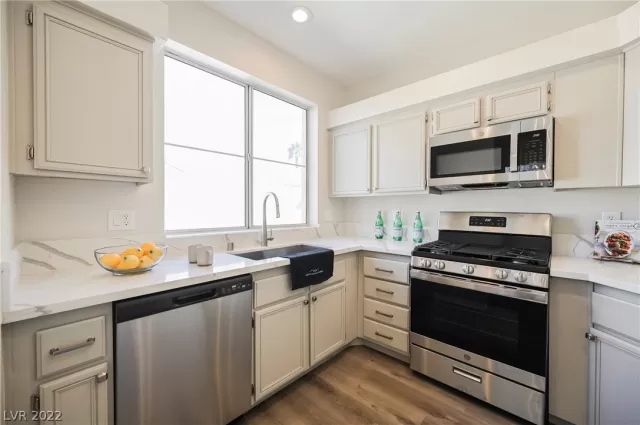 MLS: 2449696 Condo For Sale