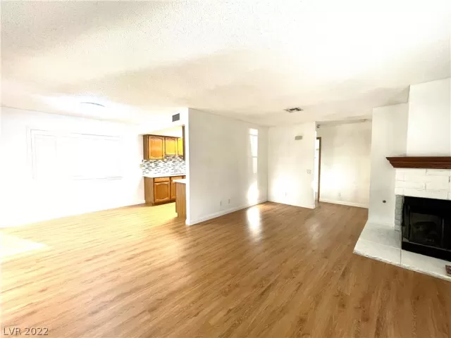 MLS: 2449748 Condo For Sale