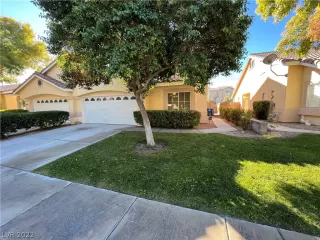 Photo #1: 2449753 Listing 