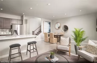 Photo #4: 2449764 Listing