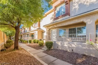 Photo #2: 2449771 Listing 