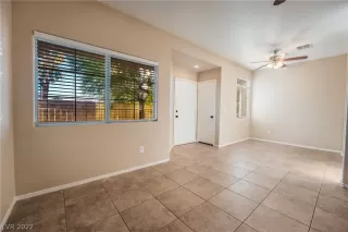 Photo #5: 2449771 Listing 