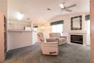 Photo #3: 2449773 Listing 