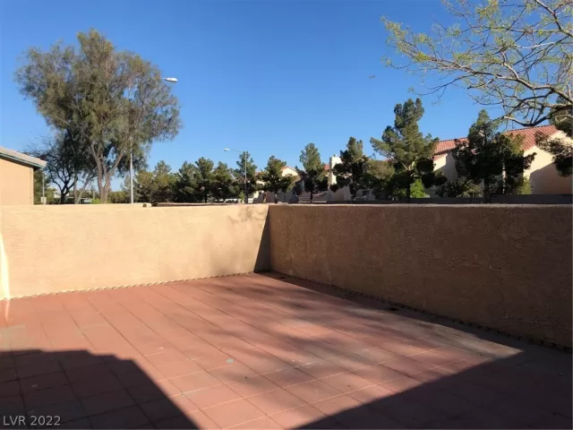 MLS: 2449796 Condo For Sale