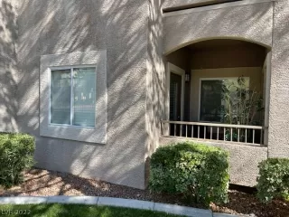 Photo #1: 2449807 Listing 