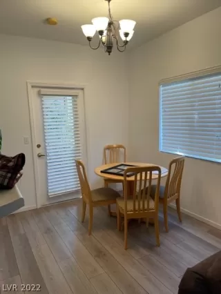 Photo #3: 2449807 Listing 