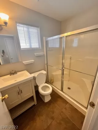 Photo #3: 2449813 Listing 