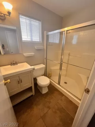 Photo #4: 2449813 Listing 