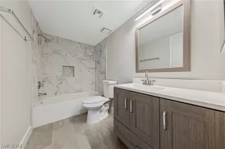 Photo #1: 2449909 Listing