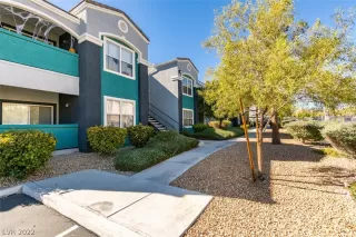 Photo #1: 2449918 Listing