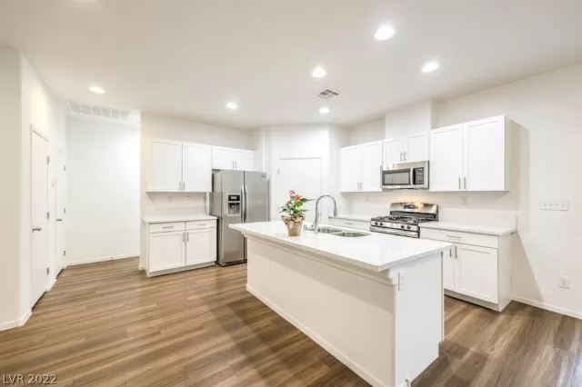 MLS: 2449945 Condo For Sale