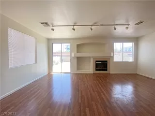 Photo #4: 2450013 Listing 