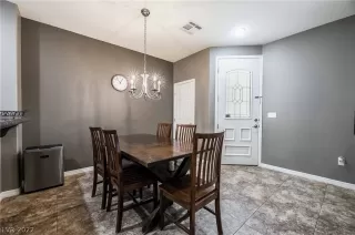 Photo #6: 2450051 Listing 