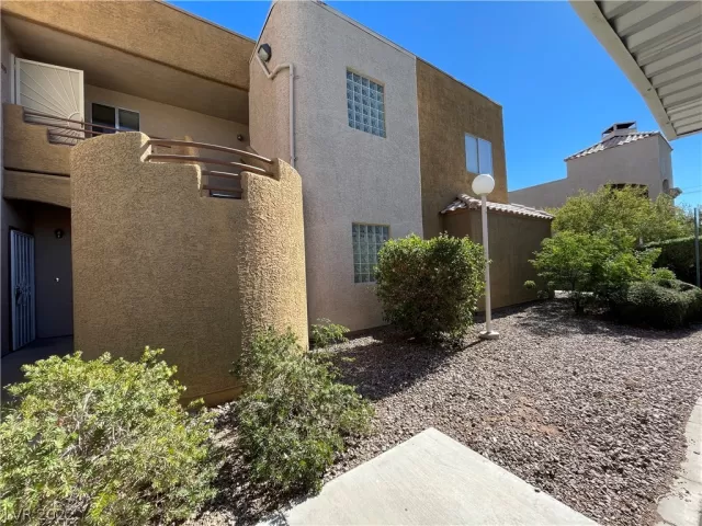 MLS: 2450134 Condo For Sale