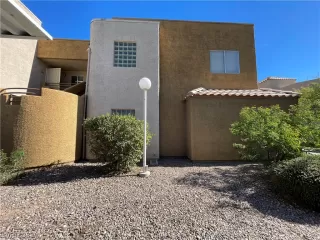 Photo #1: 2450134 Listing 