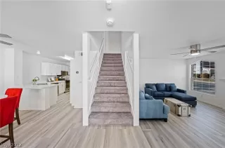 Photo #3: 2450164 Listing 