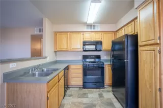 Photo #6: 2450175 Listing 