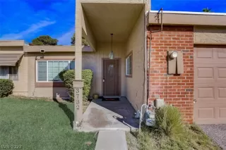 Photo #3: 2450221 Listing