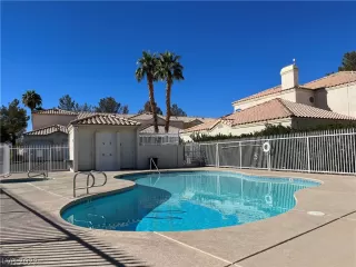 Photo #1: 2450234 Listing