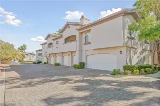 Photo #1: 2450248 Listing