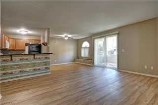 Photo #2: 2450250 Listing