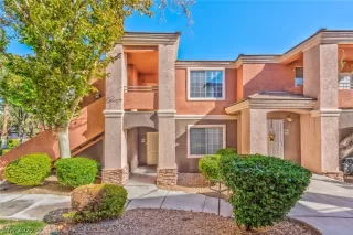 Photo #1: 2450262 Listing 