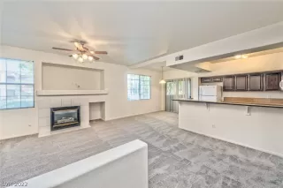 Photo #4: 2450262 Listing 