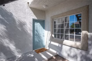 Photo #1: 2450305 Listing