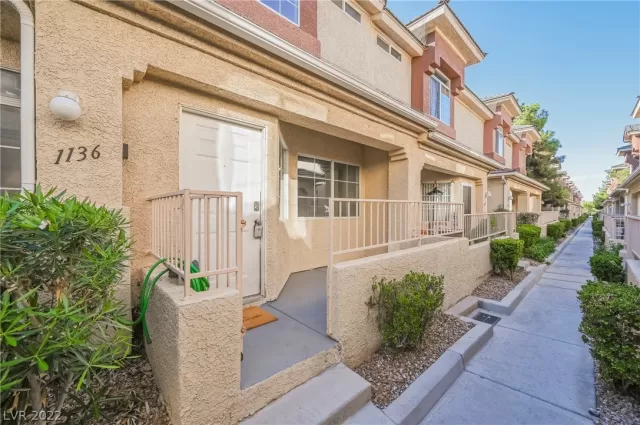 MLS: 2450320 Condo For Sale