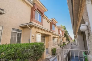 Photo #2: 2450320 Listing 