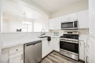 Photo #6: 2450320 Listing 