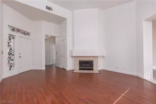 Photo #5: 2450365 Listing 