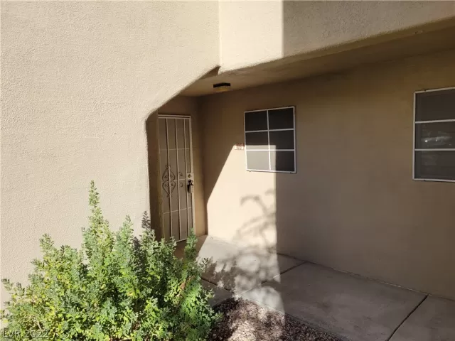 MLS: 2450376 Condo For Sale