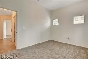 Photo #5: 2450405 Listing 