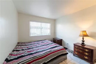 Photo #5: 2450433 Listing 