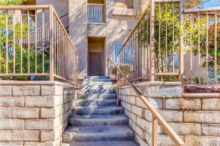 Photo #1: 2450468 Listing 
