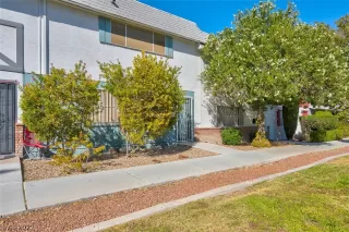 Photo #1: 2450469 Listing