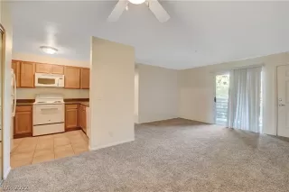 Photo #2: 2450541 Listing