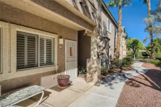 Photo #1: 2450568 Listing 