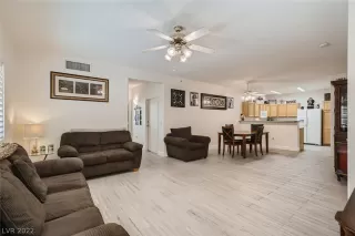 Photo #2: 2450568 Listing 