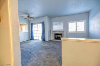 Photo #2: 2450573 Listing 