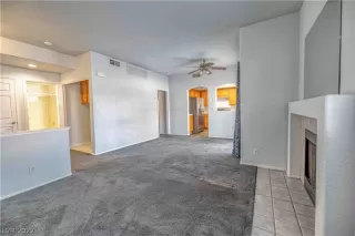 Photo #4: 2450573 Listing 